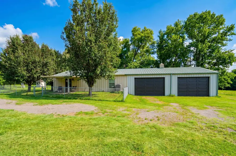 1590 Machen Ln, Gilmer, TX 75644 - #2