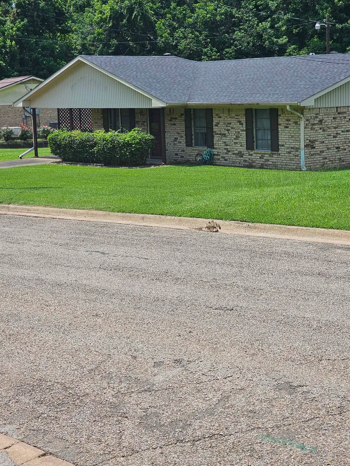 308 Bounds St, Carthage, TX 75633 - #1