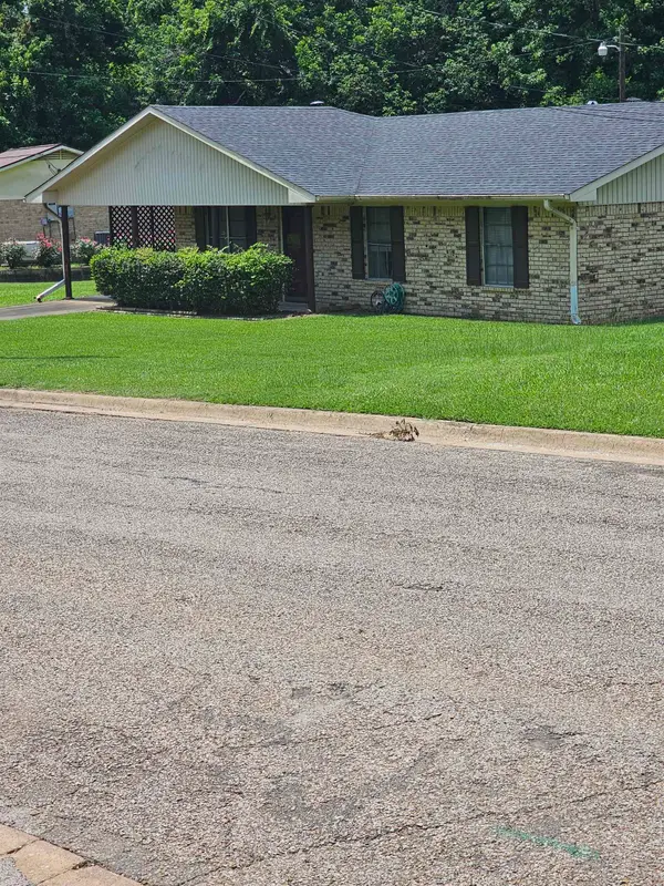 308 Bounds St, Carthage, TX 75633