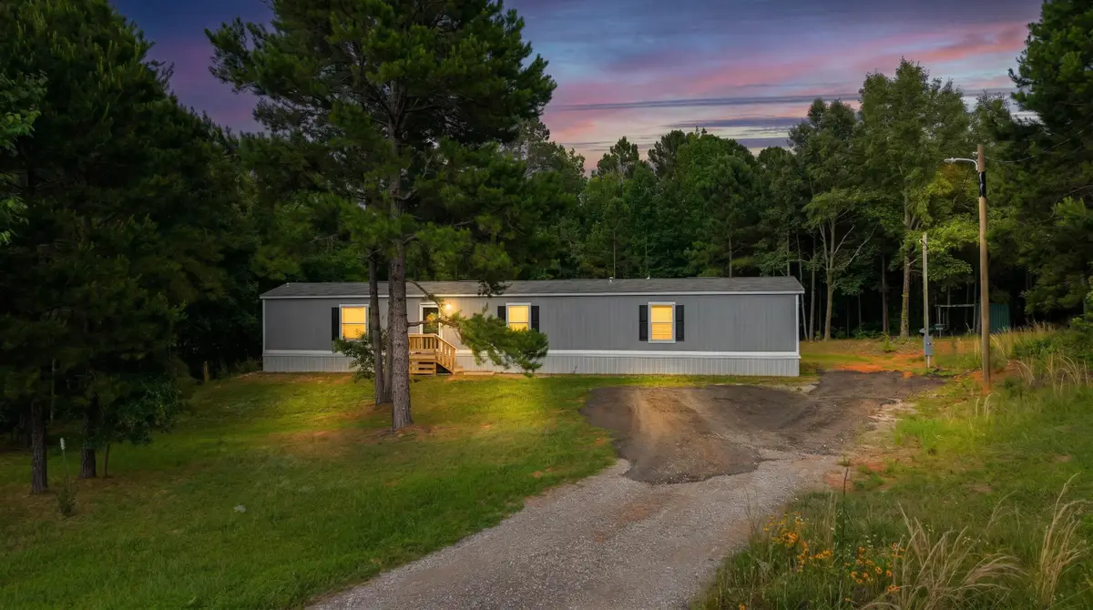509 Trump Ln, Gilmer, TX 75645 - #1