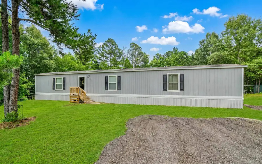 509 Trump Ln, Gilmer, TX 75645 - #2