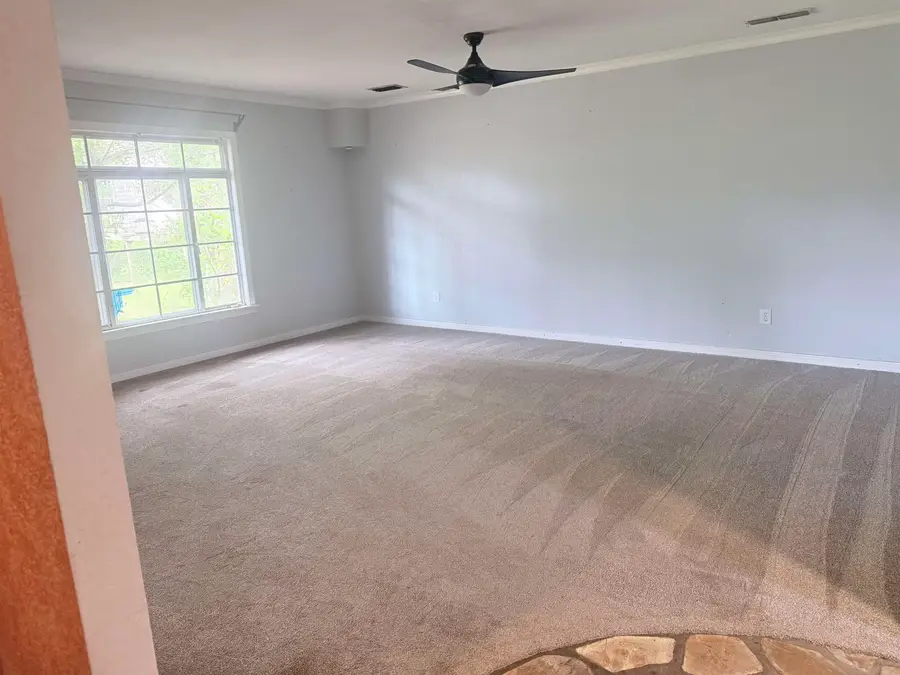 503 Lynoak St., Marshall, TX 75672 - #3