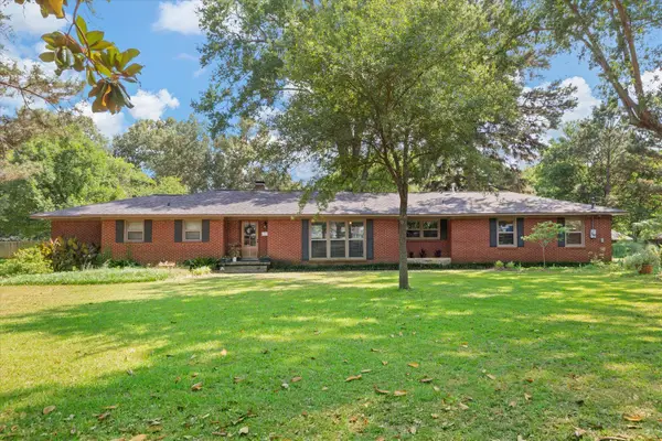 28 Rambling Rd., Longview, TX 75604