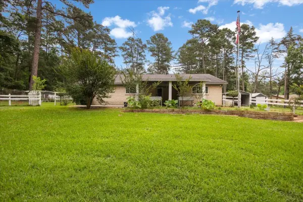 20994 State Highway 110 N, Troup, TX 75789