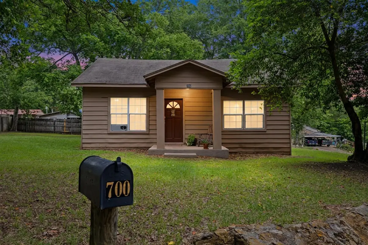 700 Wood Street, Gladewater, TX 75647 - #1