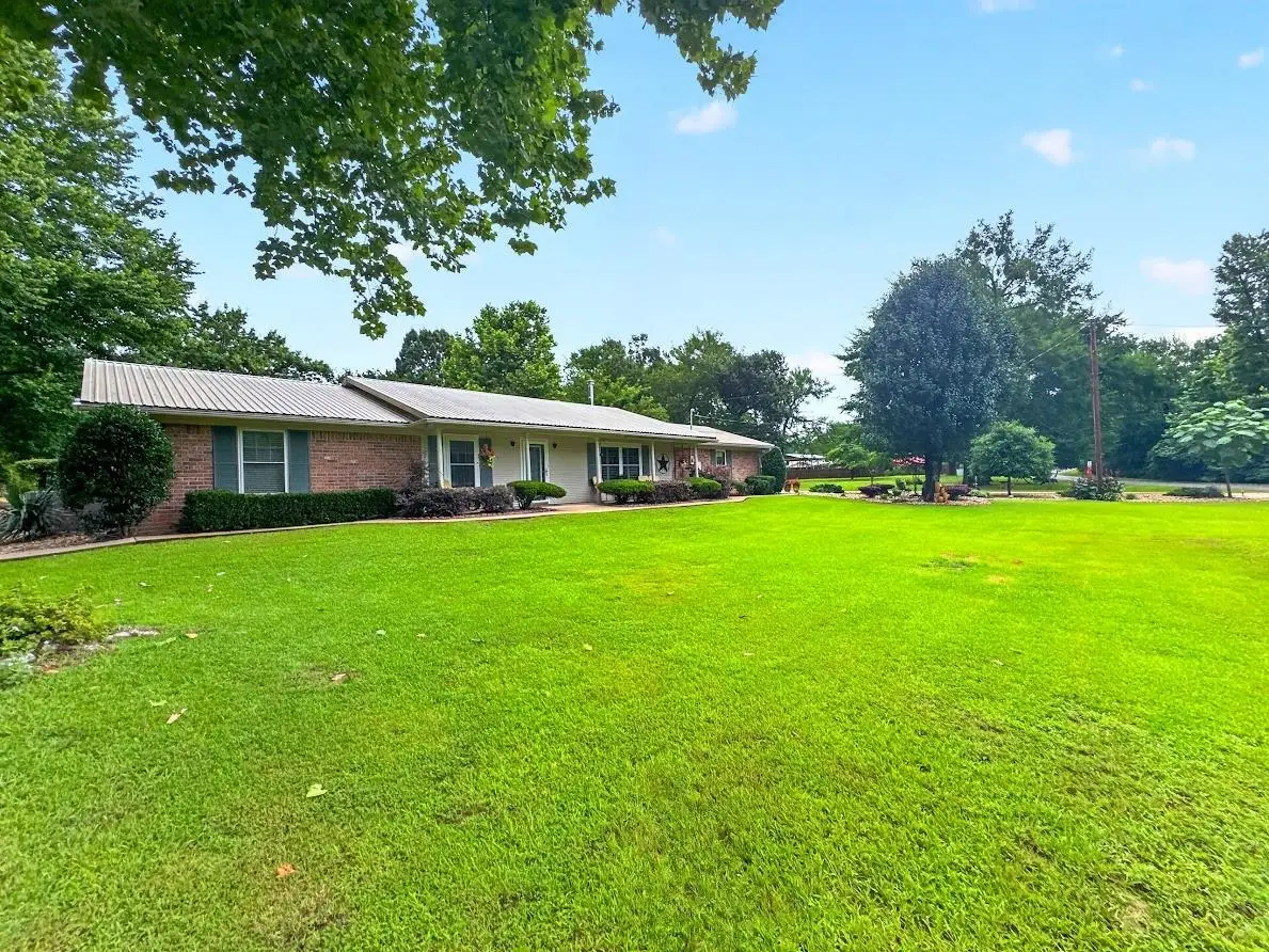 195 CR 2111, Hughes Springs, TX 75656 - #1
