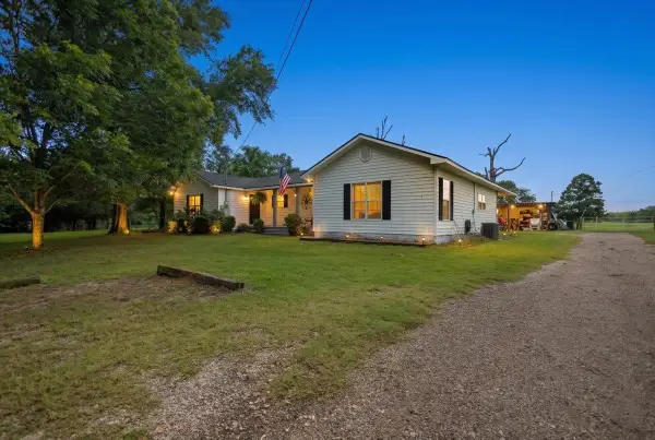 Address Withheld By Seller, Troup, TX 75789