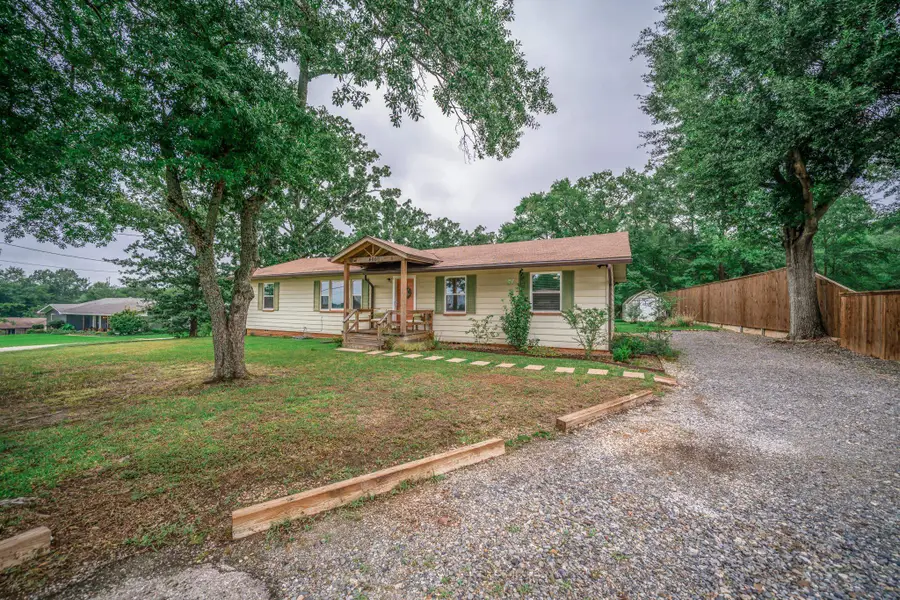 400 Fenton Road, Longview, TX 75604 - #2