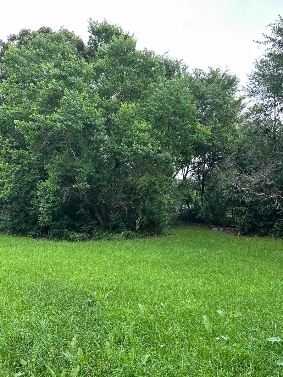 2106 Carthage ST, Marshall, TX 75670 - #2