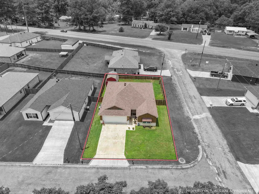 309 Stevens St, Gilmer, TX 75645 - #3