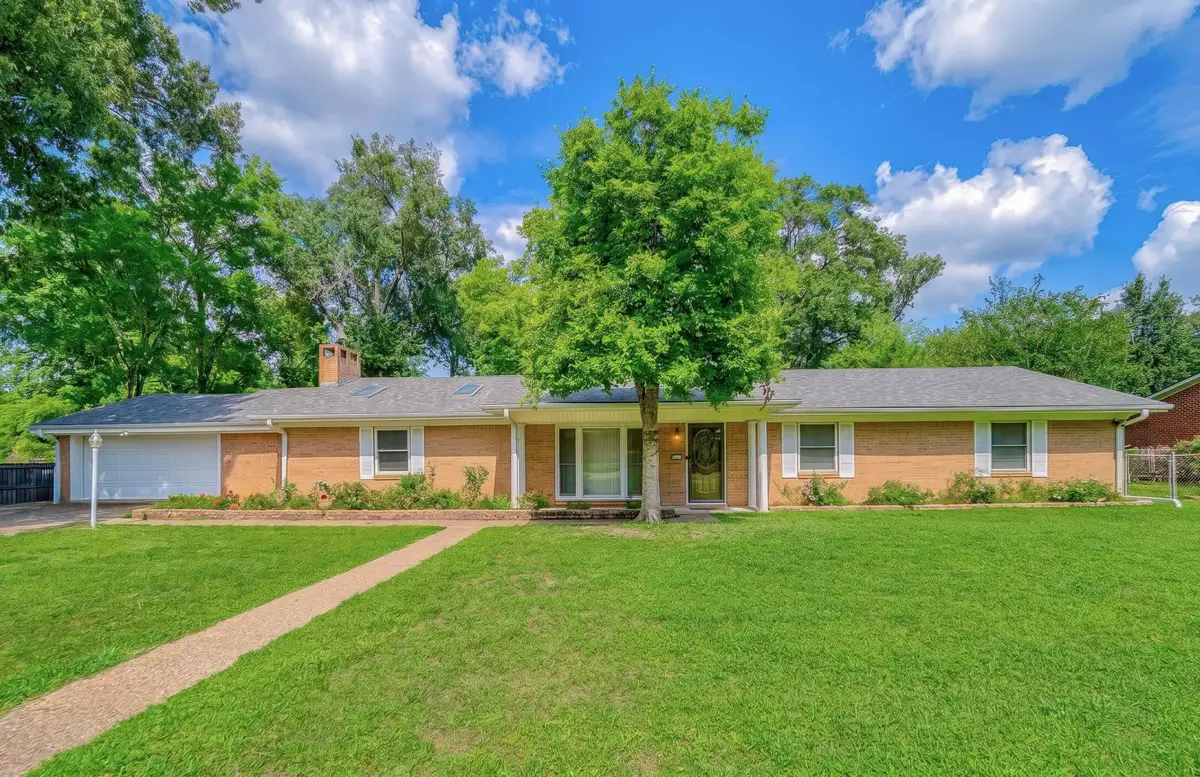 716 Kay Dr, Longview, TX 75601 - #1