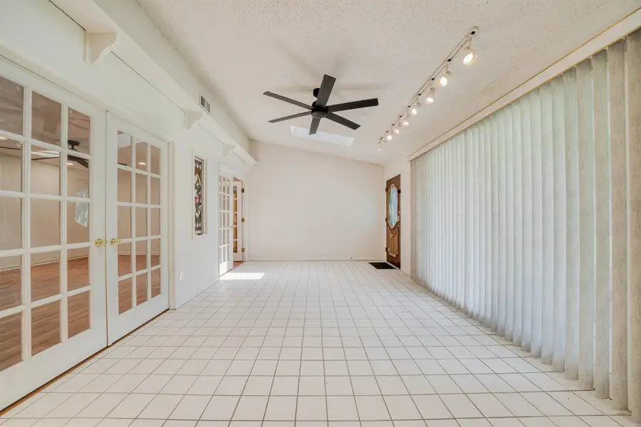 716 Kay Dr, Longview, TX 75601 - #3