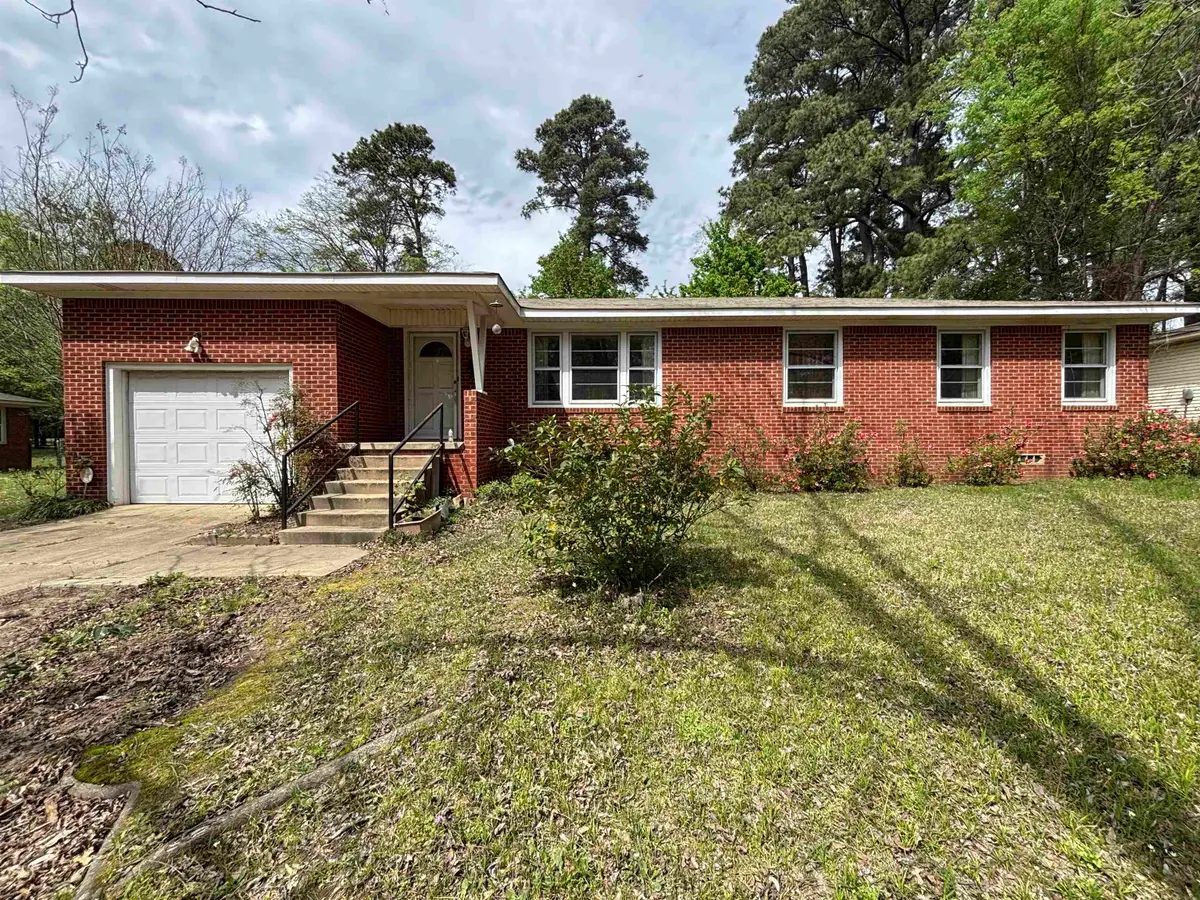 836 Pine Street, Gilmer, TX 75644 - #1