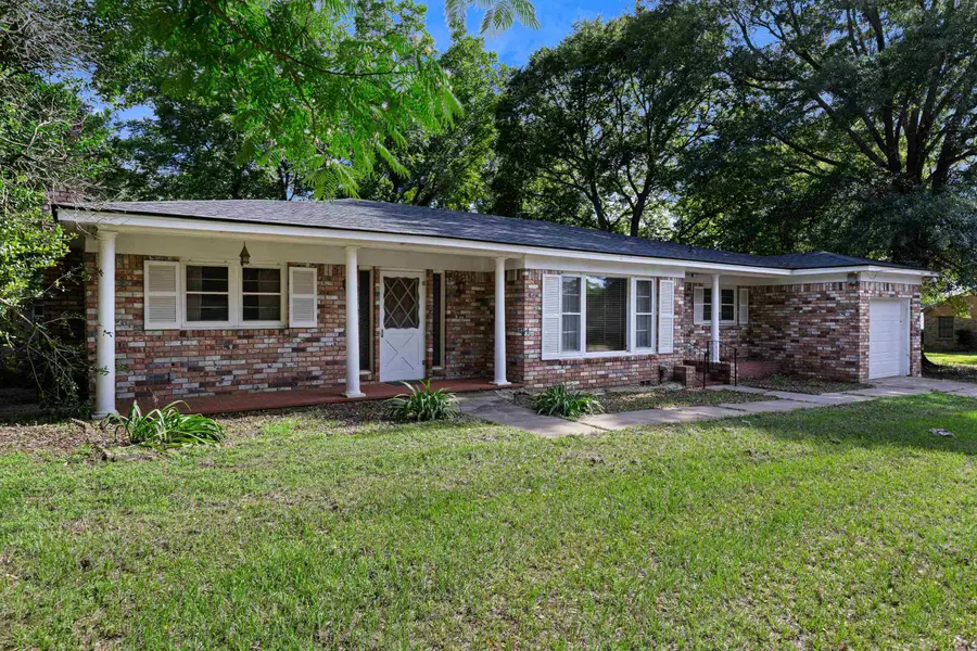 2104 Karnack Highway, Marshall, TX 75670 - #2