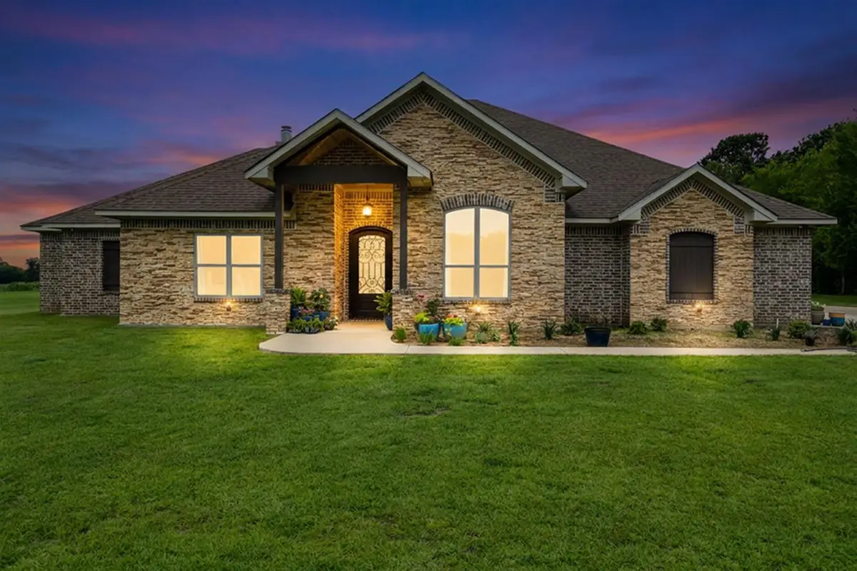 125 Clover Lane, Diana, TX 75640 - #1