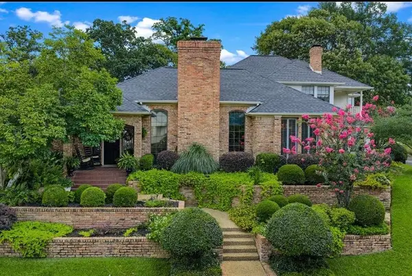 1401 Secluded Ln, Longview, TX 75604