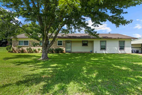 189 Devin St, Jefferson, TX 75657