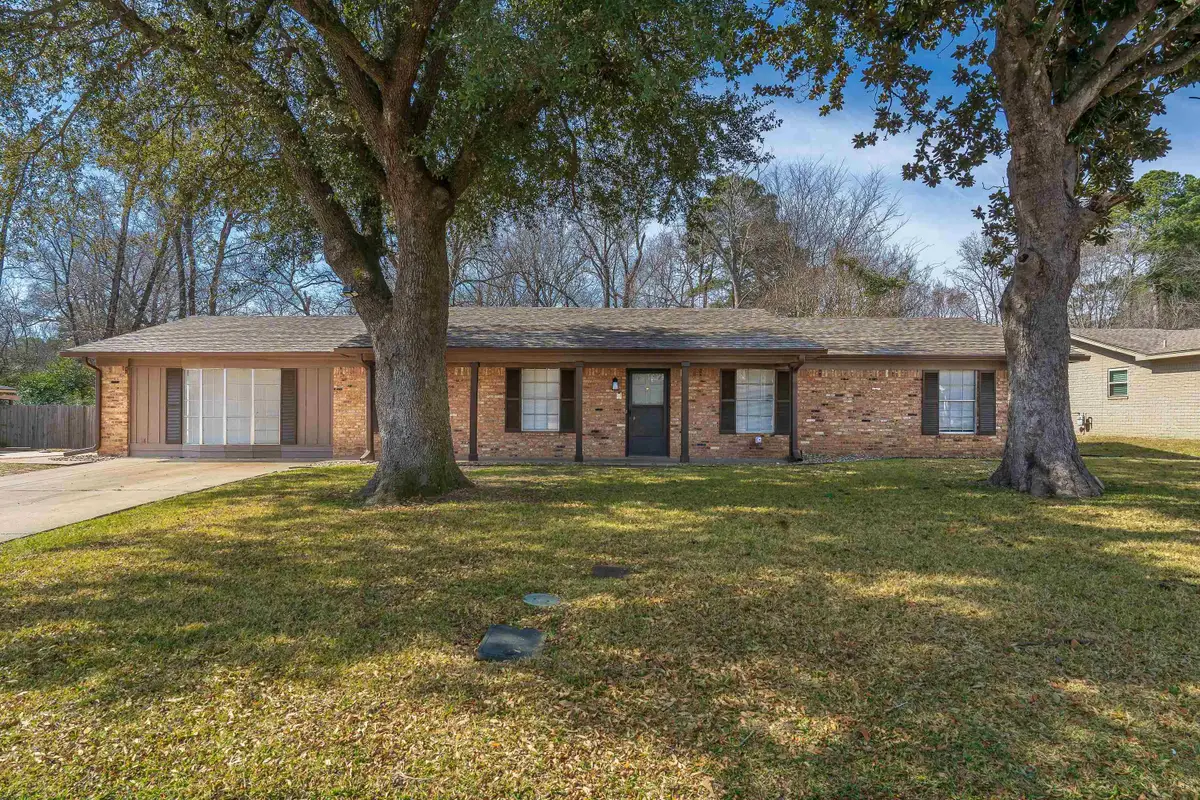1807 Swan St., Longview, TX 75604 - #1