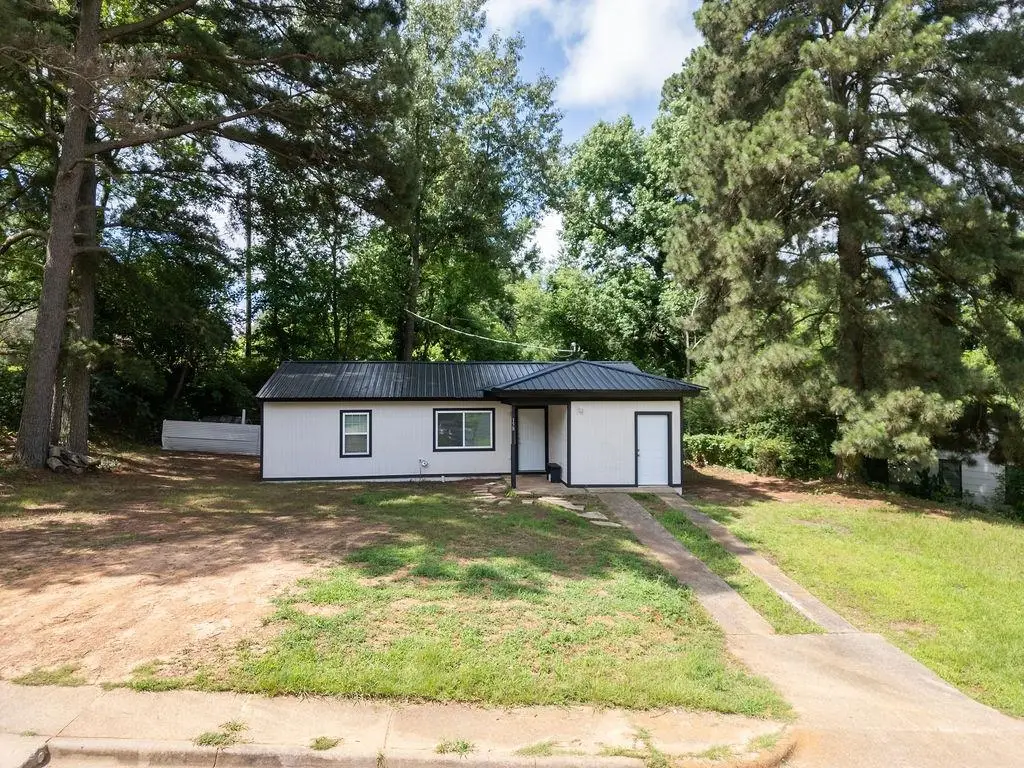 158 E Morris St, Lone Star, TX 75668 - #1
