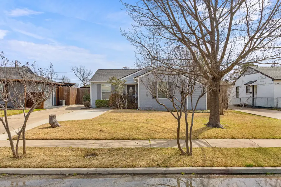 9966 Chireno ST, Dallas, TX 75220 - #2
