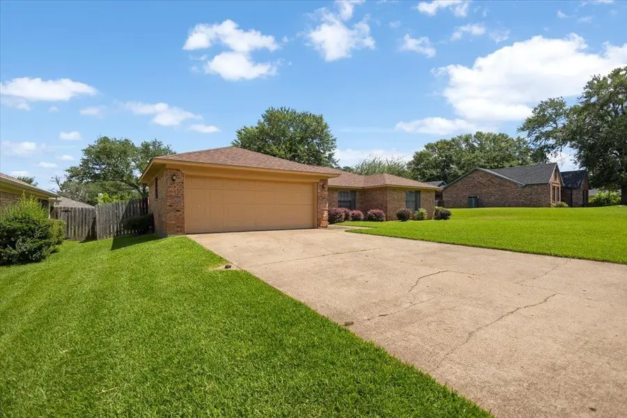1910 Inglewood St, Henderson, TX 75654-2508 - #2
