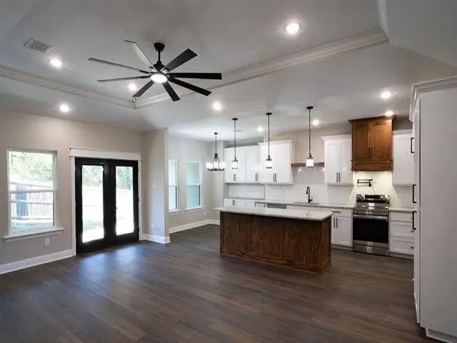 703 Bluebonnet Ln, Marshall, TX 75672 - #3