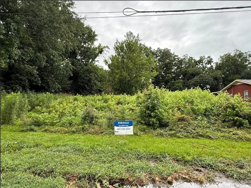 305 W Church St., White Oak, TX 75693 - #1