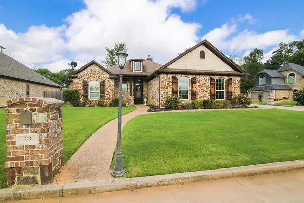 111 Champions Dr., Hallsville, TX 75650