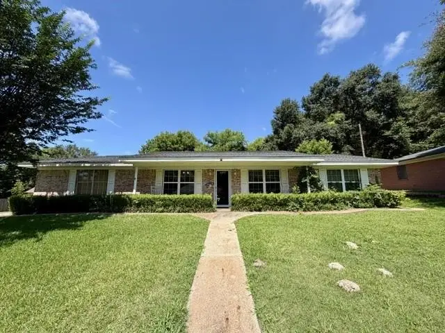 313 S Pecan St, White Oak, TX 75693 - #1