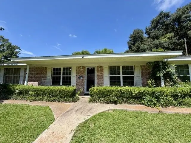 313 S Pecan St, White Oak, TX 75693 - #3