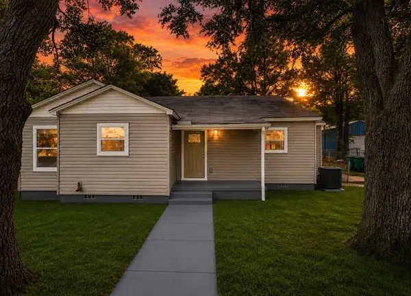 708 N Daniels, Carthage, TX 75633