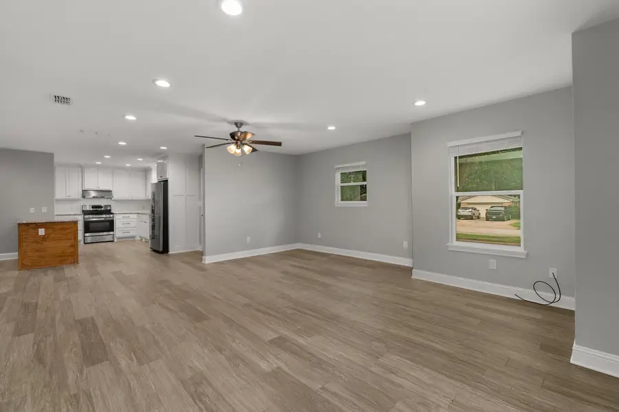 708 N Daniels, Carthage, TX 75633 - #3