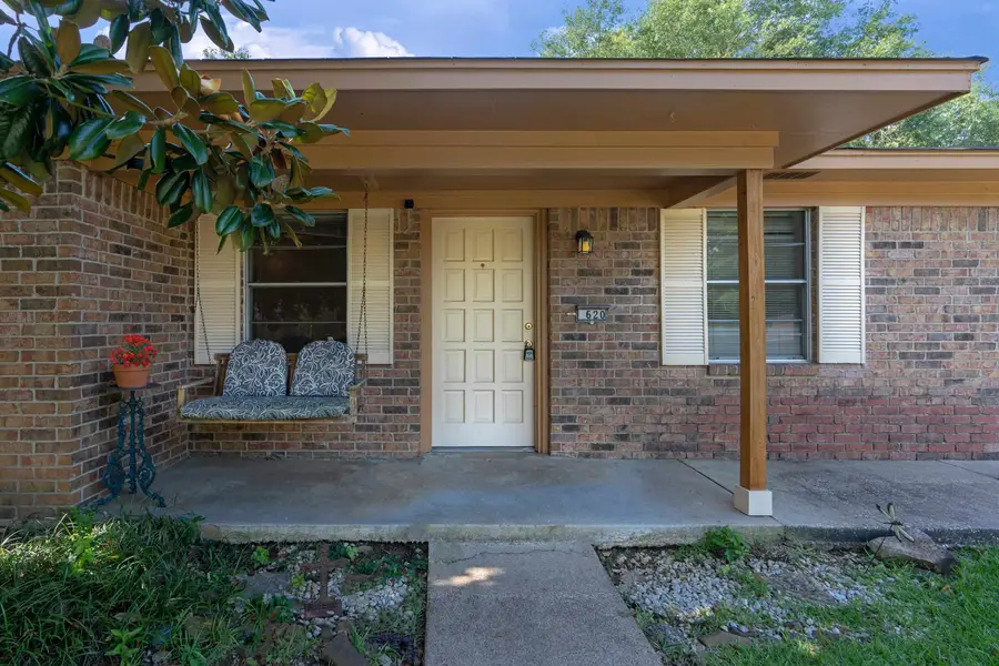 620 Green Oak Dr., Longview, TX 75604 - #3