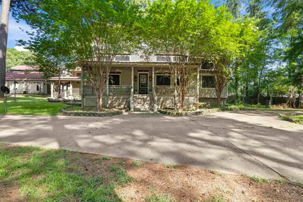 1402 Mary Jane Dr, Longview, TX 75601
