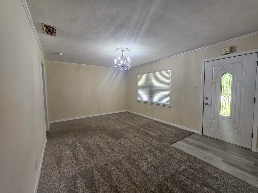 1211 Webb, Henderson, TX 75654 - #3
