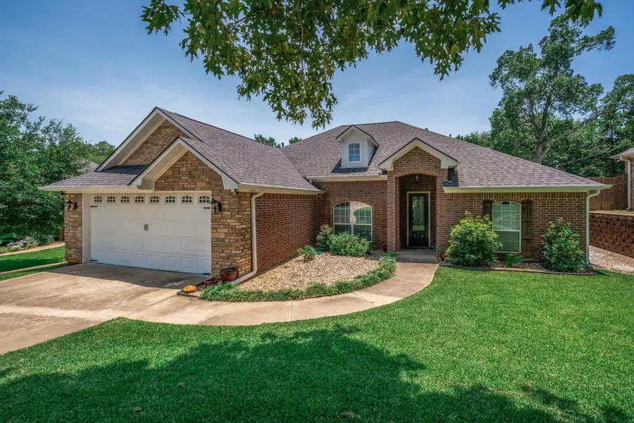 104 Colt St, Longview, TX 75604 - #2