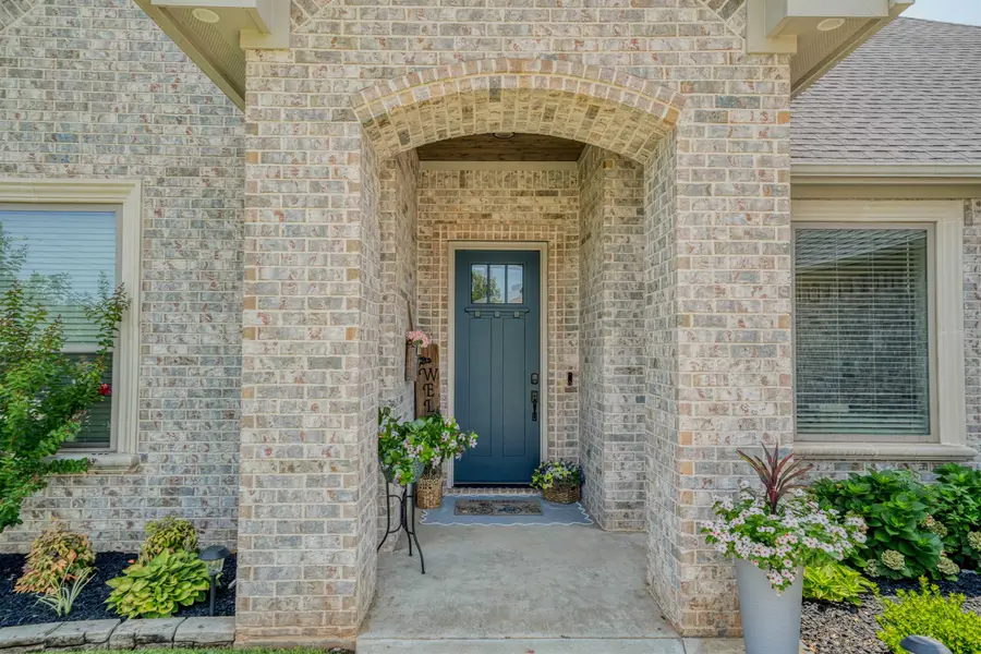 3902 Gable Crest Lane, Longview, TX 75605 - #2
