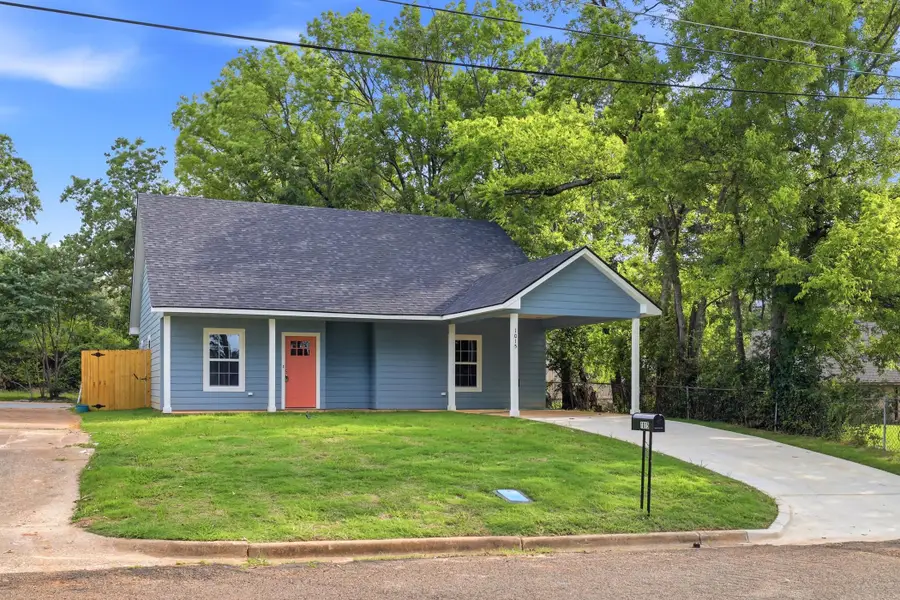 1015 El Paso St., Longview, TX 75602 - #2