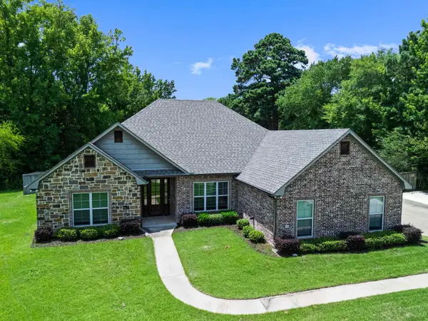 110 Hidden Creek Lane, Longview, TX 75602