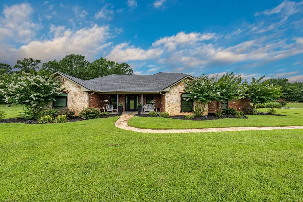 377 Utzman Rd, Kilgore, TX 75662 - #1