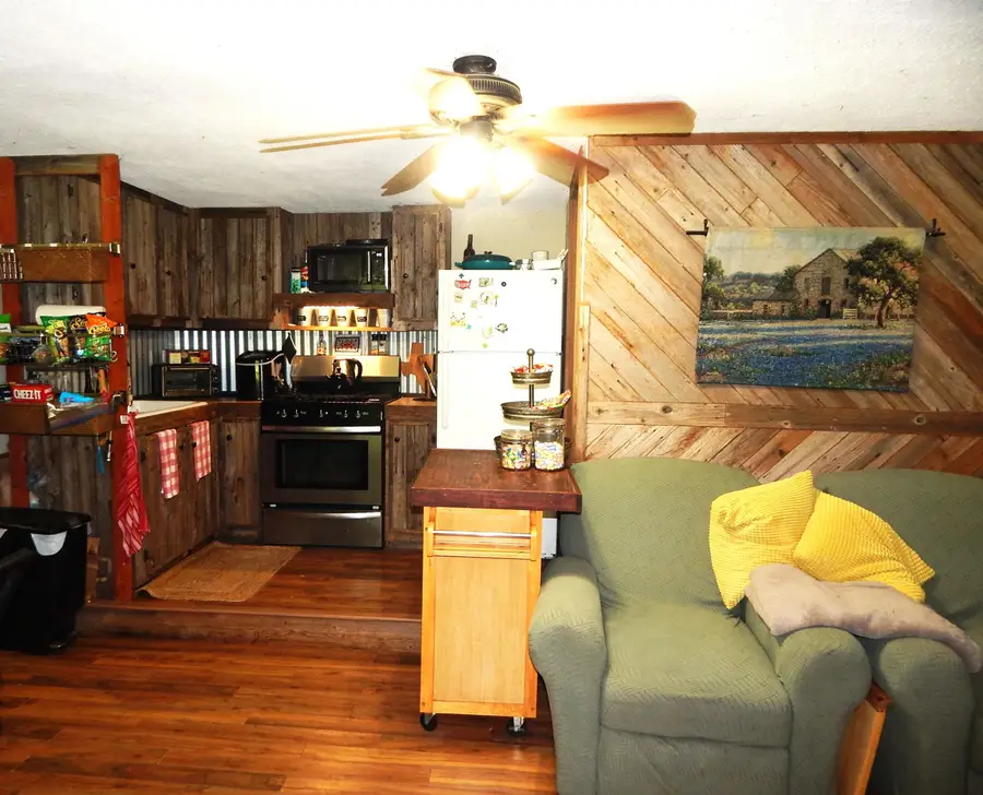 8909 FM 1795, Big Sandy, TX 75755-3918 - #2