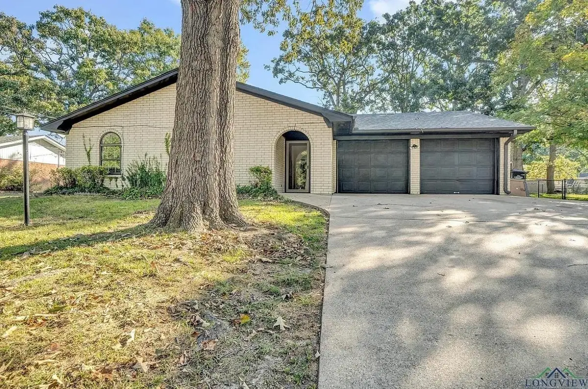2704 Balsam St, Longview, TX 75604 - #1