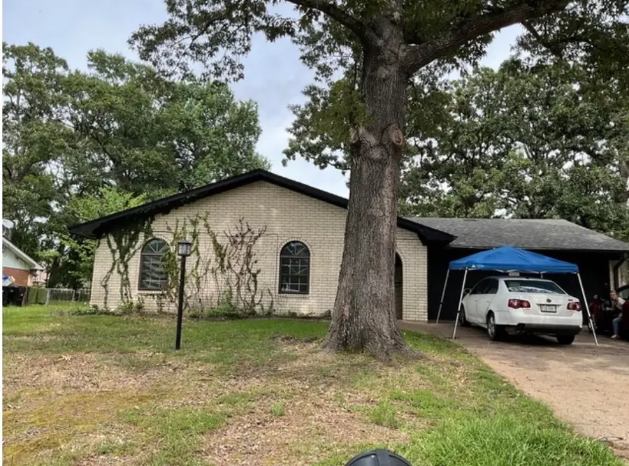 2704 Balsam St, Longview, TX 75604 - #2