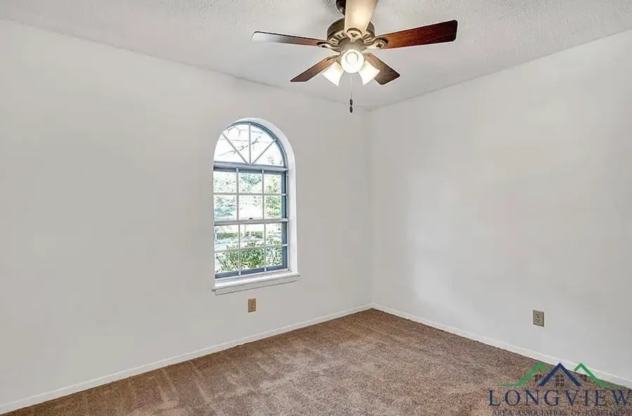 2704 Balsam St, Longview, TX 75604 - #3