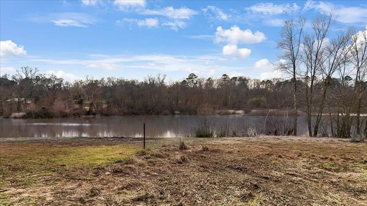 14419 W Peninsula Road, Whitehouse, TX 75791 - #1