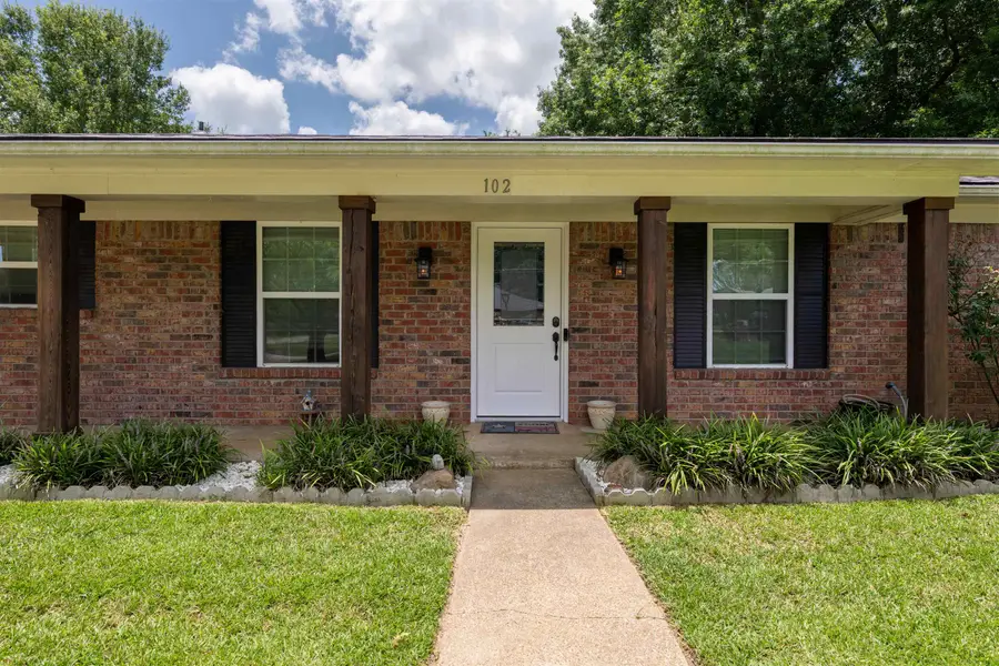 102 Christal Dr, Longview, TX 75601 - #2