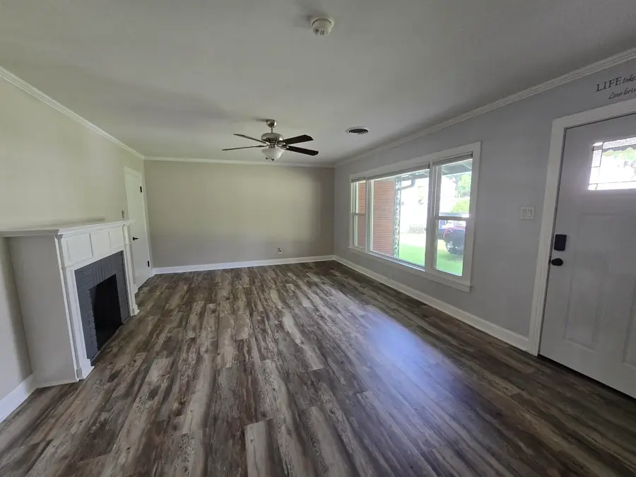 104 Brownrigg Ave., Marshall, TX 75672 - #3