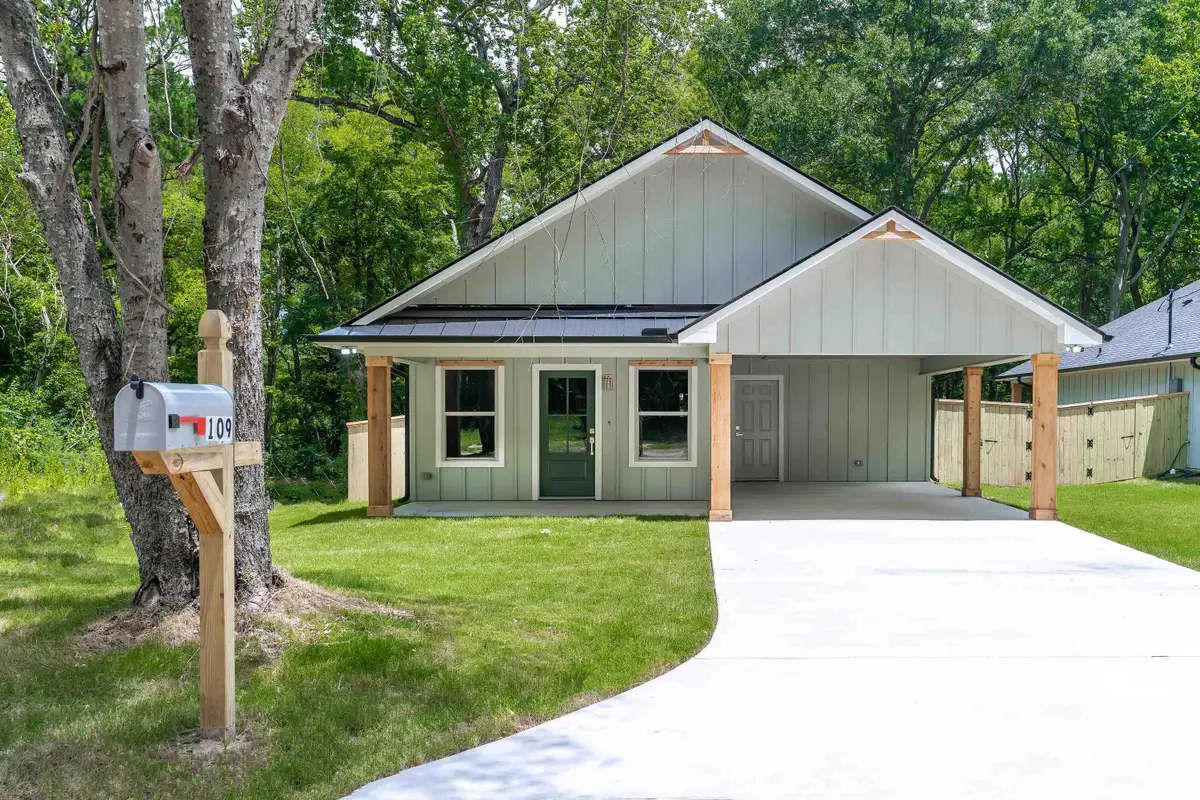 109 Garrett Street, Longview, TX 75602 - #1