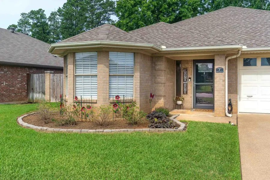 7 Pebble Creek N, Longview, TX 75605 - #2