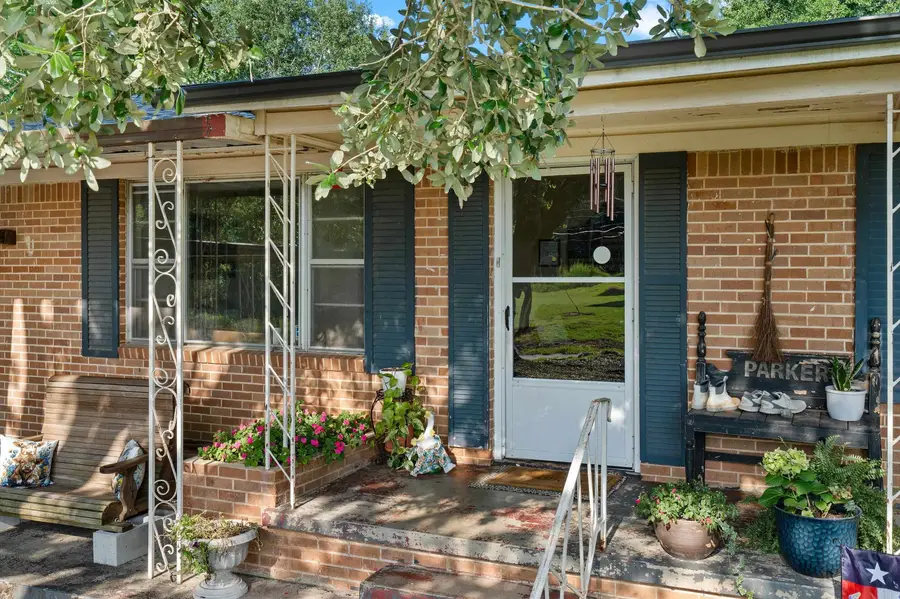 1520 Wilson, Henderson, TX 75652 - #3